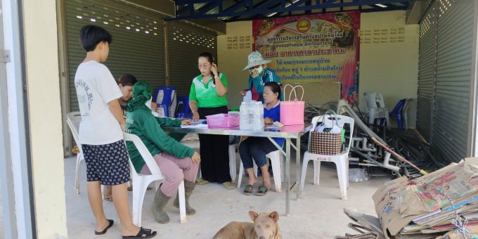 วันที่ 12 พฤษภาคม 2569 บ้านหินโงม หมู 1 รับสมัครสมาชิกธนาคารขยะ และซื้อขยะรีไซเคิลคัดแยกขยะรีไซเคิล เพื่อนำเงินฝากธนาคารกองทุนขยะตำบลบ้านหินโงม เพื่อรับสวัสดิการกับกองทุน ธนาคารขยะตำบลบ้านหินโงม ณ ศาลาประชาคม บ้านหินโงม หมู่ที่1